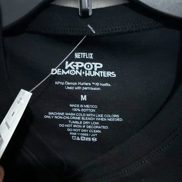 NWT K-Pop Demon Hunters SAJA BOYS Netflix Graphic Tee Shirt, Kids Unisex, Size M - Picture 3 of 4